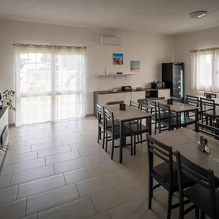 לינה וארוחת בוקר Costa Di Sopra Hospitality 3*