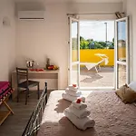 Costa Di Sopra Hospitality فندق مبيت وإفطار كوارتو سانتيلينا