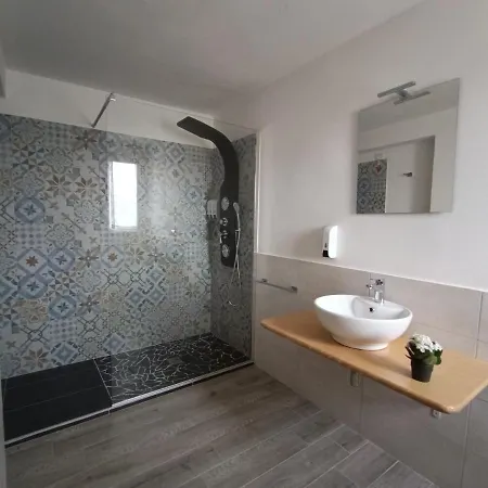 Costa Di Sopra Hospitality كوارتو سانتيلينا