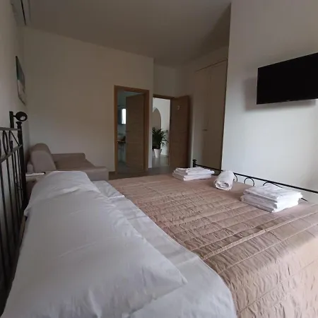 Costa Di Sopra Hospitality 3* كوارتو سانتيلينا