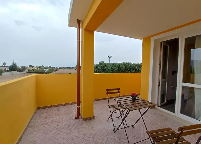 Costa Di Sopra Hospitality Oda ve Kahvaltı Quartu SantʼElena